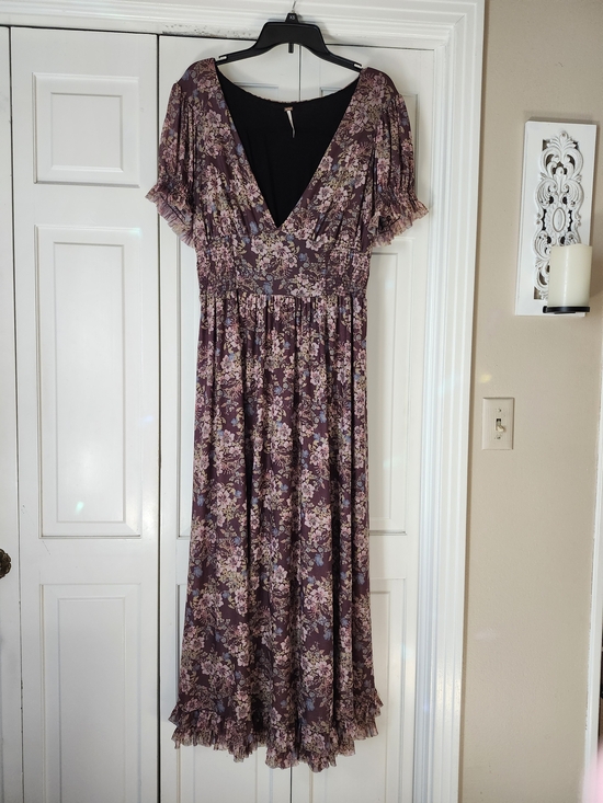Free People Dresses & Skirts - Free People Plum Floral V-Neck Maxi Dress